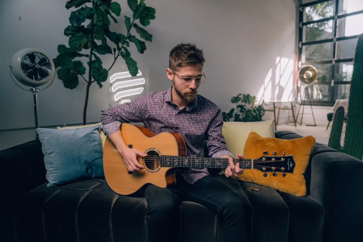 Master Guitar Chord Changing: 5 Proven Techniques for Effortless Guitar Chords
